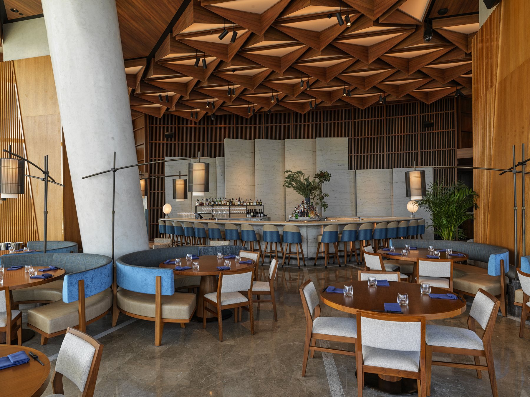 nobu japanese restaurant and bar