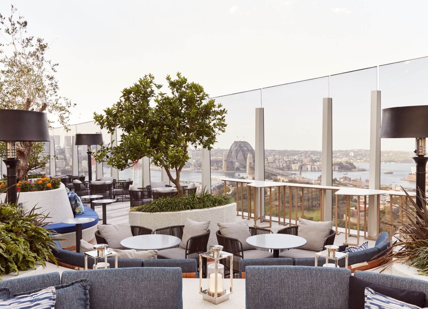 cirq rooftop bar barangaroo